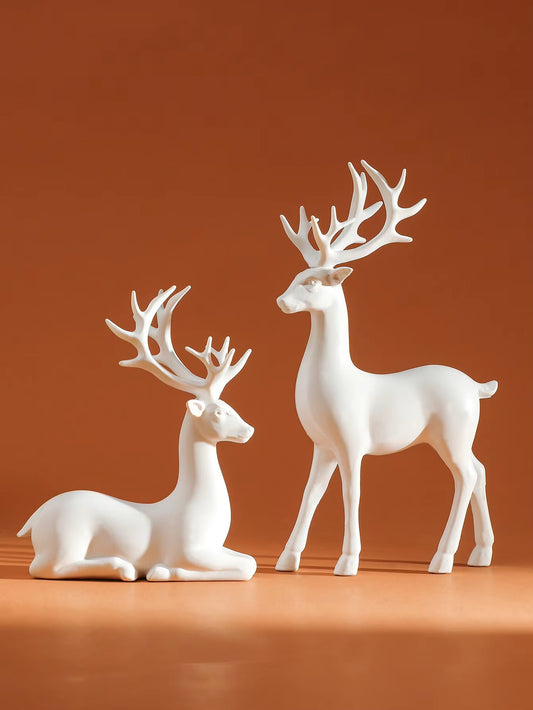 2 Pcs Reindeer Christmas Table Decoration for Home Indoor Xmas Holiday Small Statue Rustic Table Decor Christmas Reindeer Decor